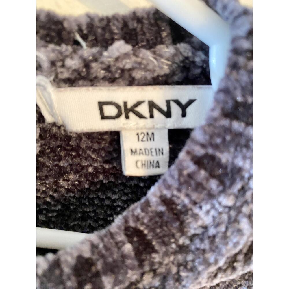 DKNY Sweater And Pants Set Size 12m - Picture 7 of 8